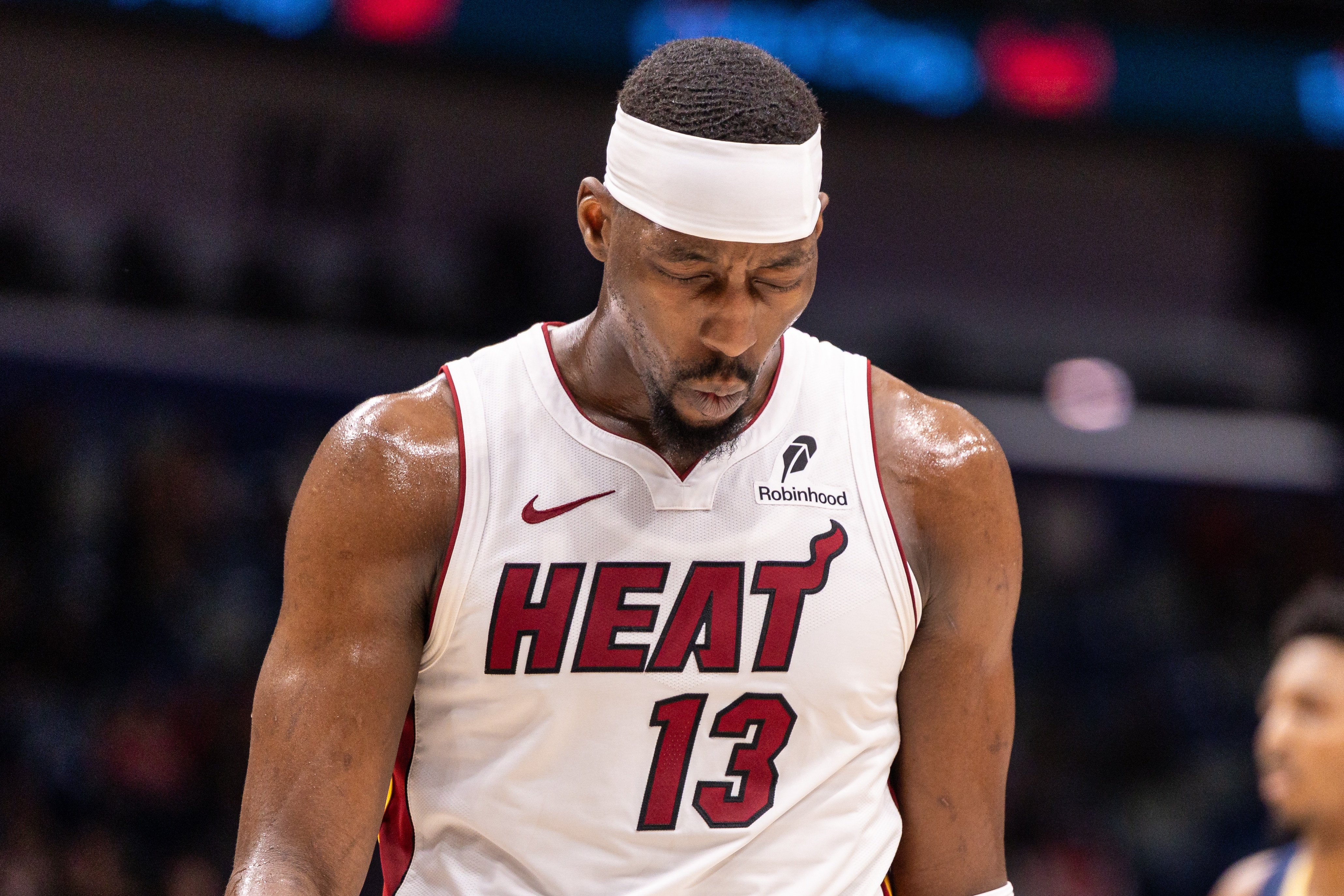 阿德巴约砍至少23分9板6断 热火队已5年未出现&amp;上次也是他所创造